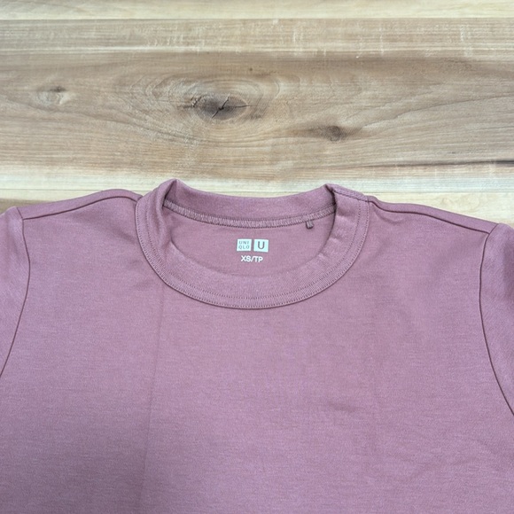 Women’s Uniqlo U Crew Neck Short Sleeve T-Shirt - pale pink - Picture 4 of 7